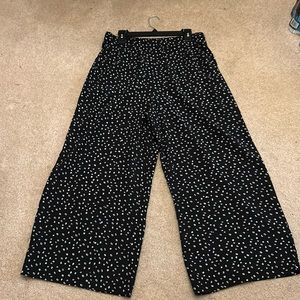 NWT a.n.a. Women Wide Leg Black Pants with White Pico Dot Design. Pull on pants.